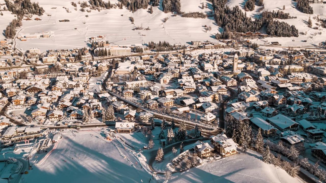 Hotel Villa Waldheim Innichen Buitenkant foto