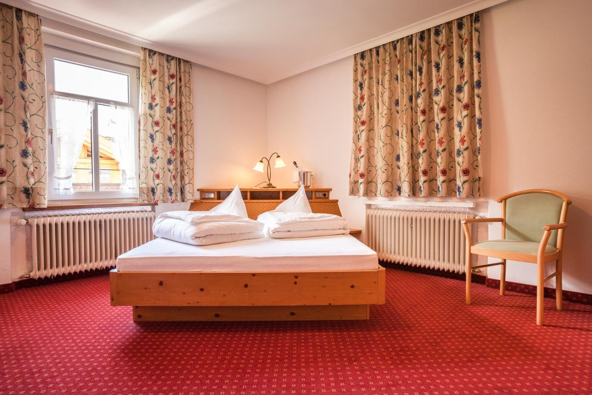 Hotel Villa Waldheim Innichen Kamer foto